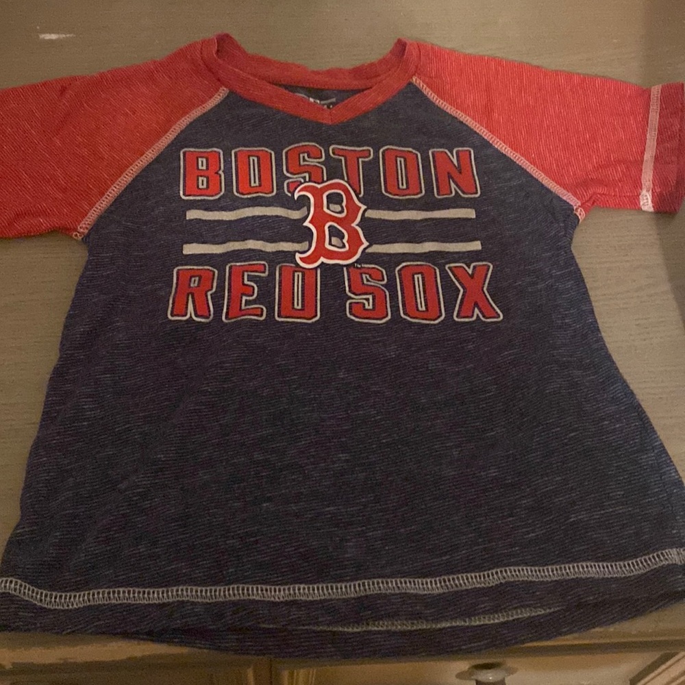 Girls 4/5 (XS) Boston Red Sox tee